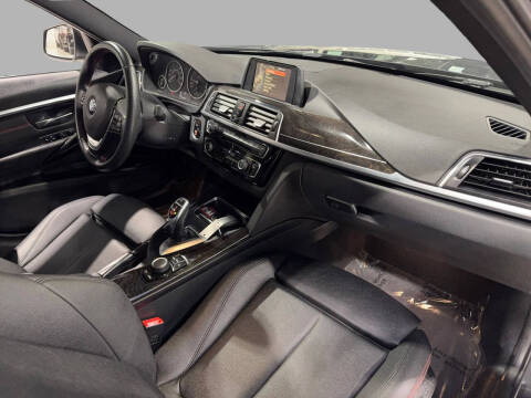 2017 BMW 3 Series 330i