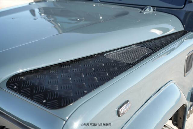 1991 Land Rover Defender