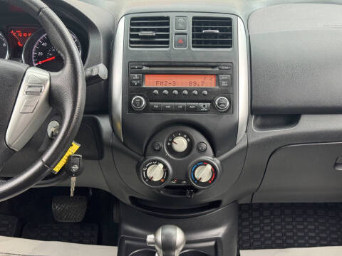 2014 Nissan Versa Note SV