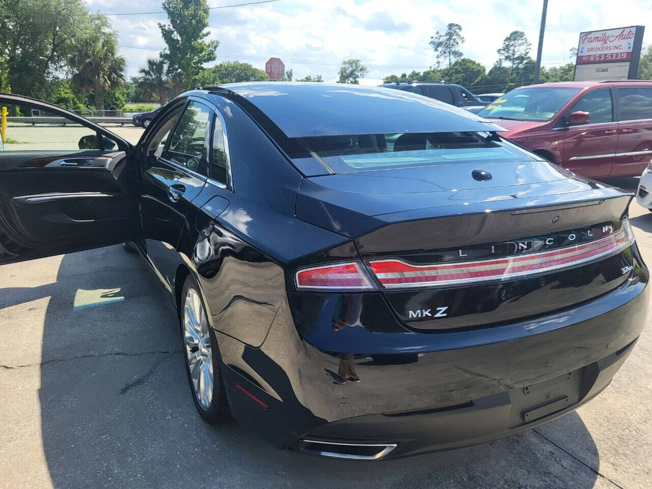 2016 Lincoln MKZ for sale at FAMILY AUTO BROKERS in Longwood, FL