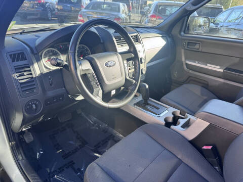 2011 Ford Escape XLT