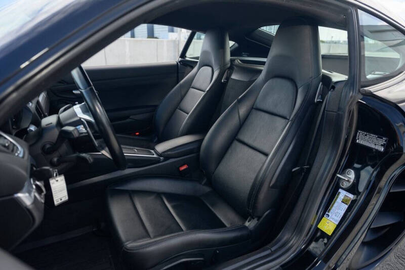 2018 Porsche 718 Cayman S