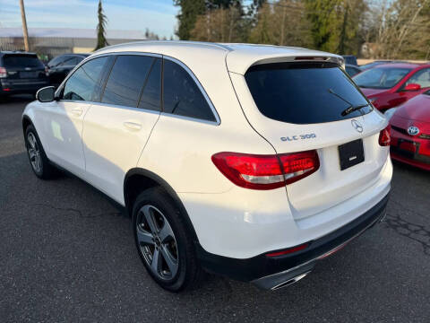 2017 Mercedes-Benz GLC GLC 300