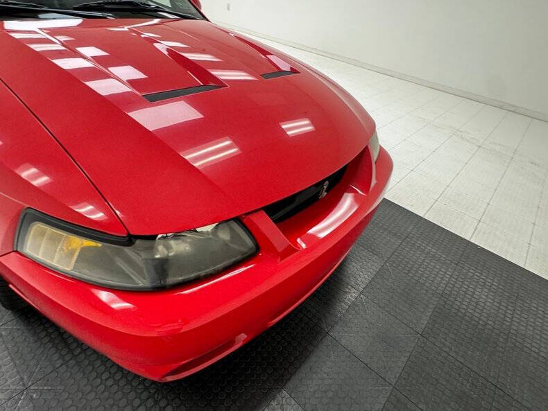 2004 Ford Mustang SVT Cobra