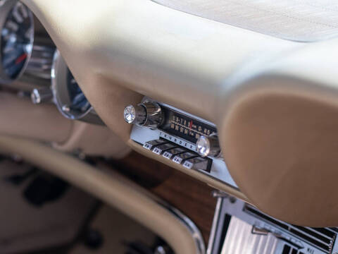 1963 Ford Thunderbird