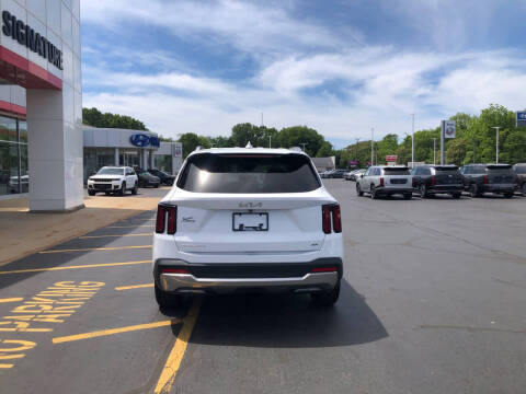 2024 Kia Sorento S