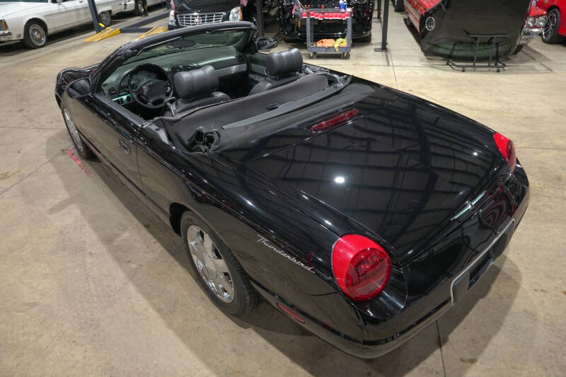 2002 Ford Thunderbird Deluxe