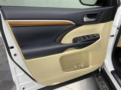 2017 Toyota Highlander