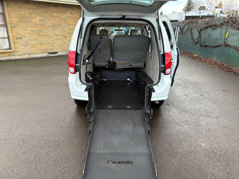 2017 Dodge Grand Caravan SE Plus