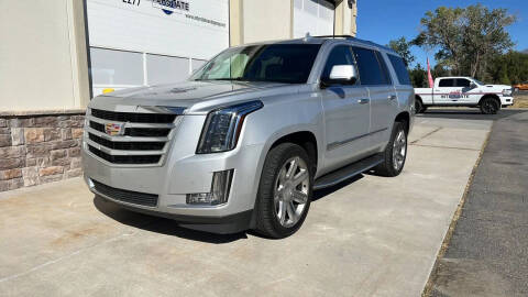 2016 Cadillac Escalade Luxury Collection