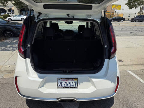 2023 Kia Soul GT-Line