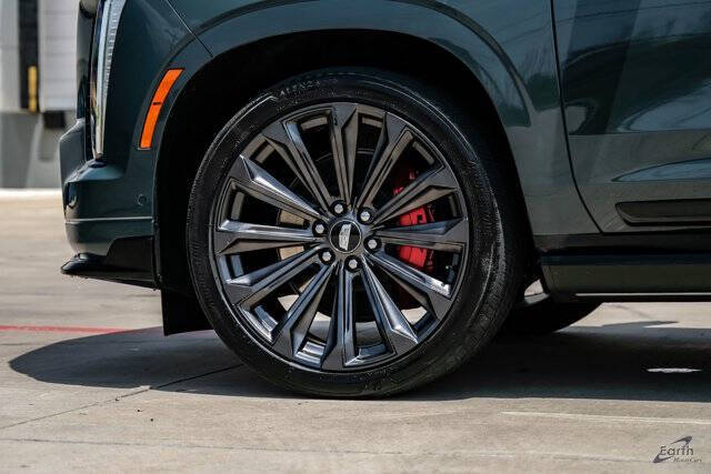2025 Cadillac Escalade-V