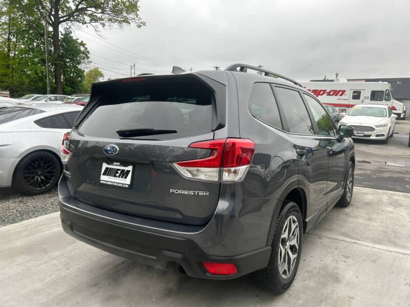 2022 Subaru Forester Premium