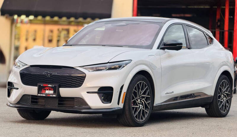 2021 Ford Mustang Mach-E GT