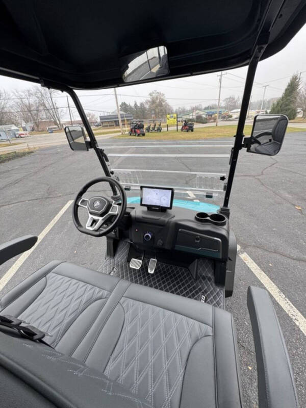 2025 Denago Rover XL