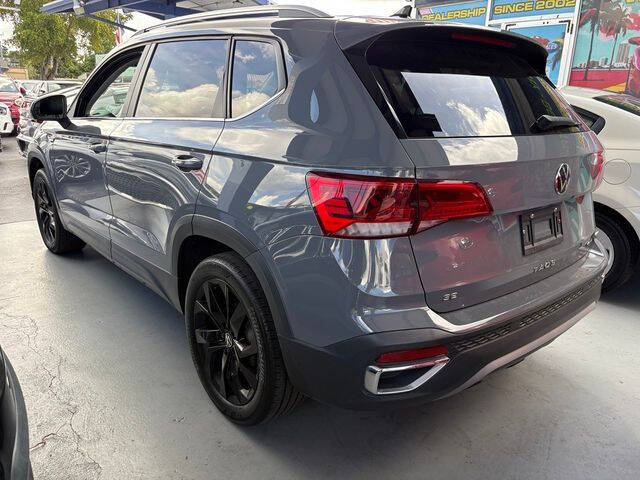 2022 Volkswagen Taos SE