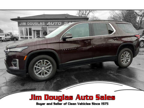 2023 Chevrolet Traverse for sale at Jim Douglas Auto Sales in Pontiac MI