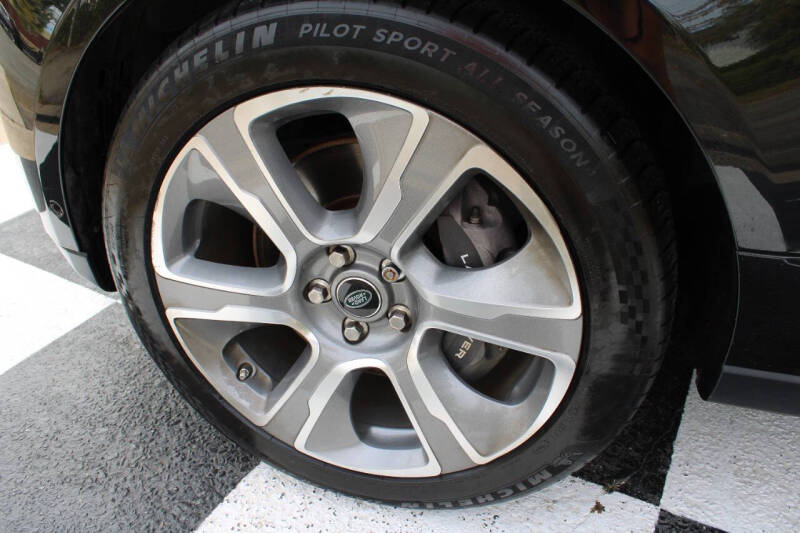 2020 Land Rover Range Rover P525 HSE