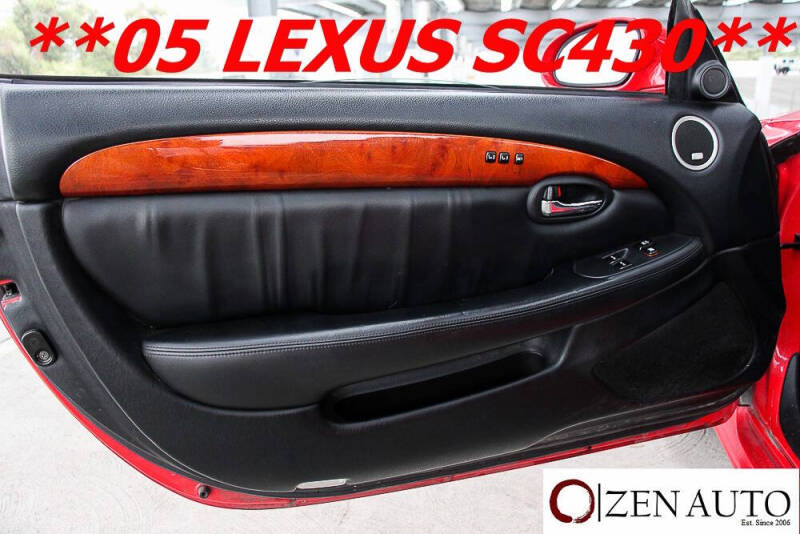 2005 Lexus SC 430