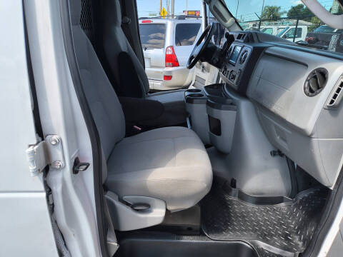 2011 Ford E-Series E-250