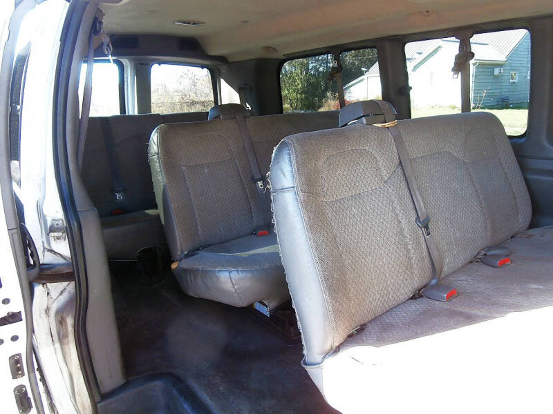 2009 Chevrolet Express LS 3500