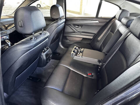 2016 BMW 5 Series 528i