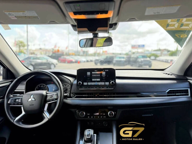 2022 Mitsubishi Outlander