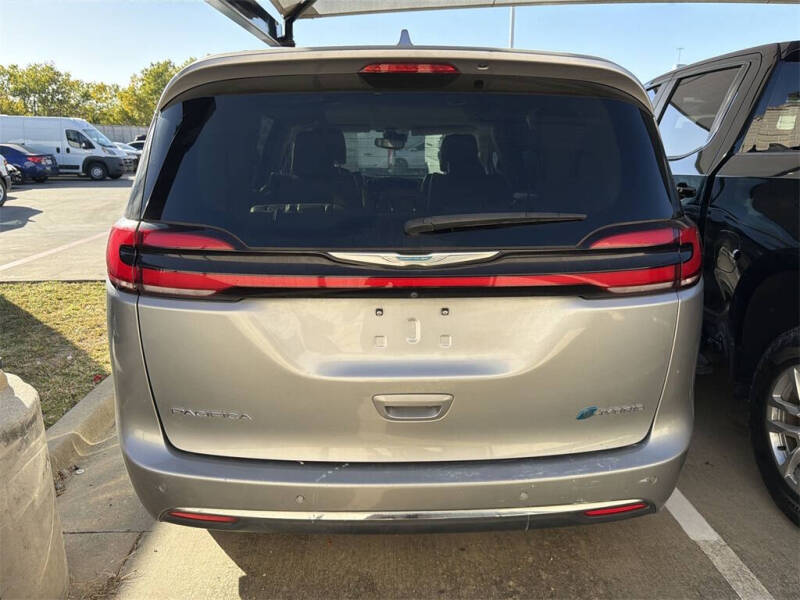 2021 Chrysler Pacifica Hybrid Touring L