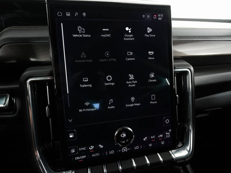 2025 GMC Yukon Elevation