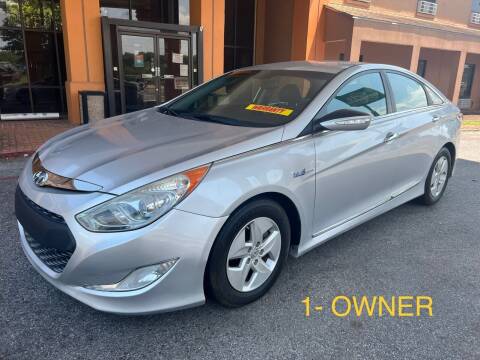 2012 Hyundai Sonata Hybrid for sale at SPEEDWAY MOTORS in Alexandria LA