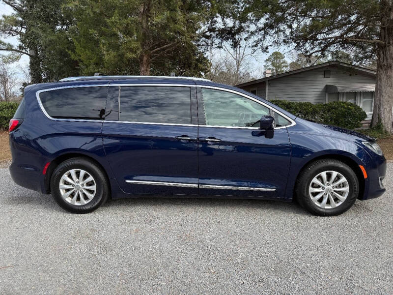 2018 Chrysler Pacifica Touring L Plus