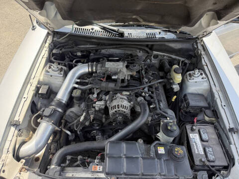 2004 Ford Mustang GT Deluxe