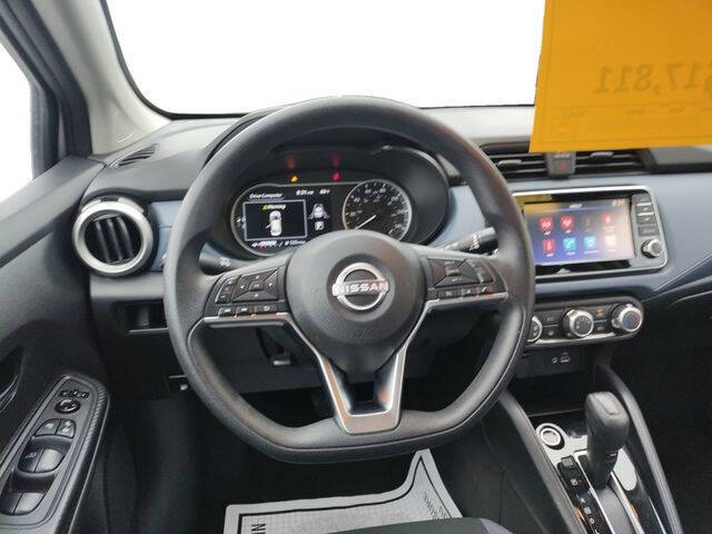 2023 Nissan Versa SV