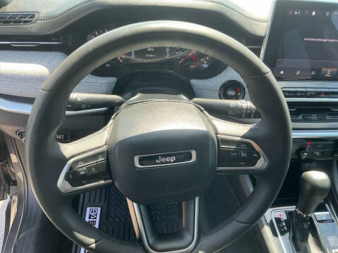 2024 Jeep Compass Latitude Lux