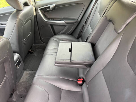 2016 Volvo V60 T5 Drive-E Premier