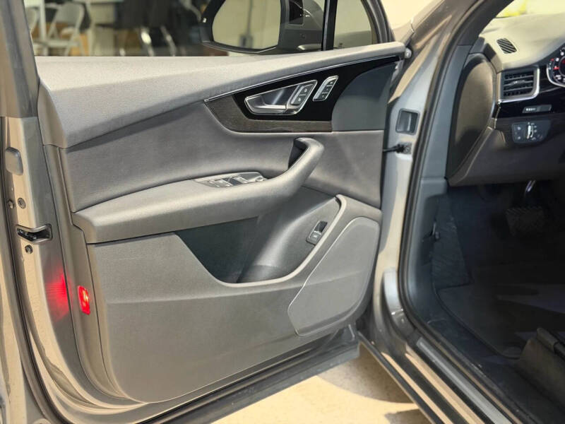 2017 Audi Q7 2.0T quattro Premium Plus