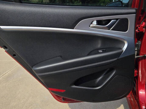 2022 Genesis G70