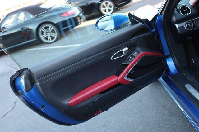 2017 Porsche 718 Cayman