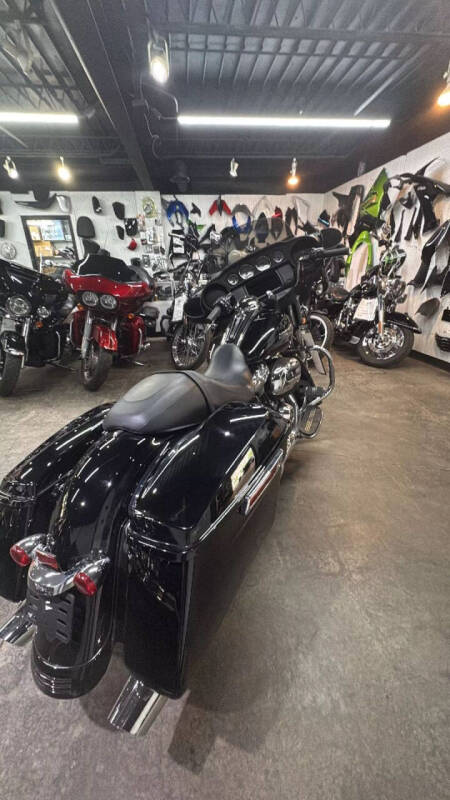 2021 Harley-Davidson Street Glide