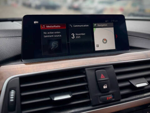 2018 BMW 3 Series 330i xDrive