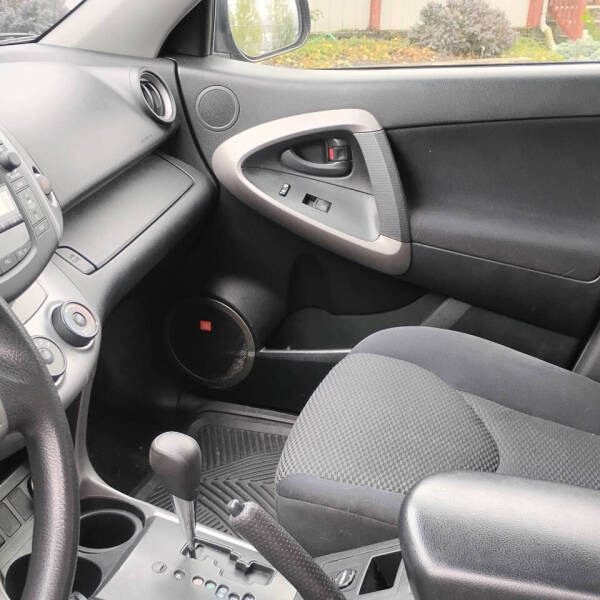 2008 Toyota RAV4 Sport