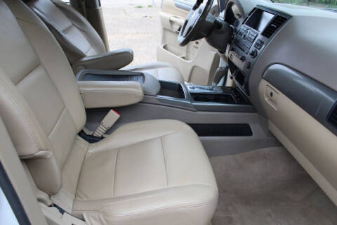 2012 Nissan Armada SV