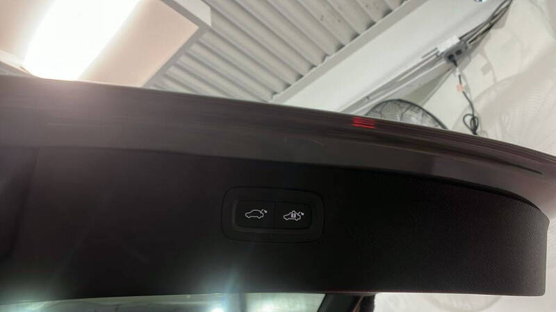 2024 Volvo XC90 B6 Plus Bright Theme 7P