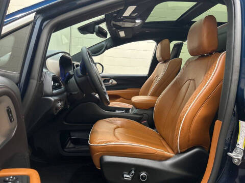 2024 Chrysler Pacifica Pinnacle