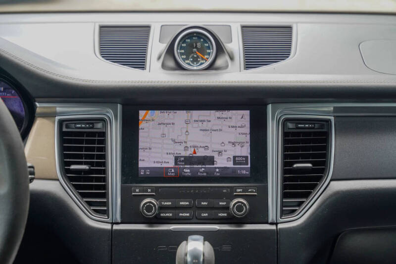 2018 Porsche Macan GTS