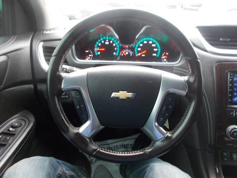 2017 Chevrolet Traverse LT