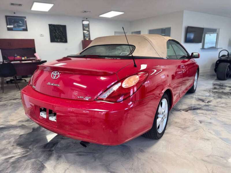 2004 Toyota Camry Solara