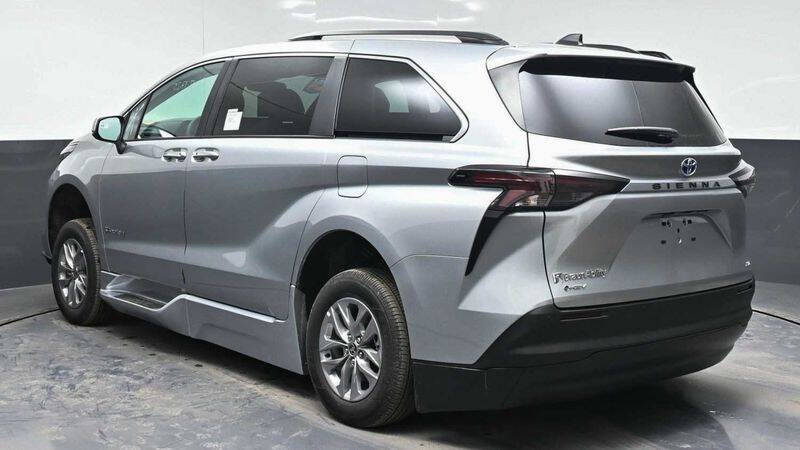 2025 Toyota Sienna