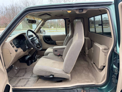 1999 Mazda B-Series B3000 SE