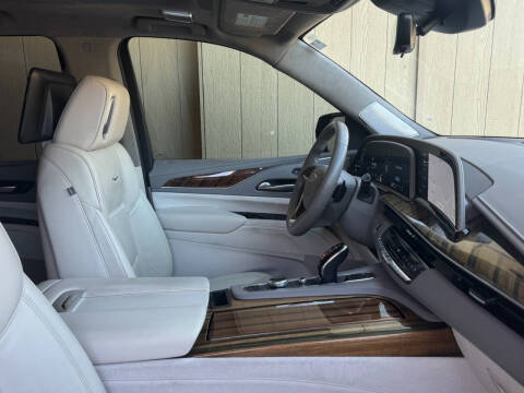 2022 Cadillac Escalade Sport Platinum